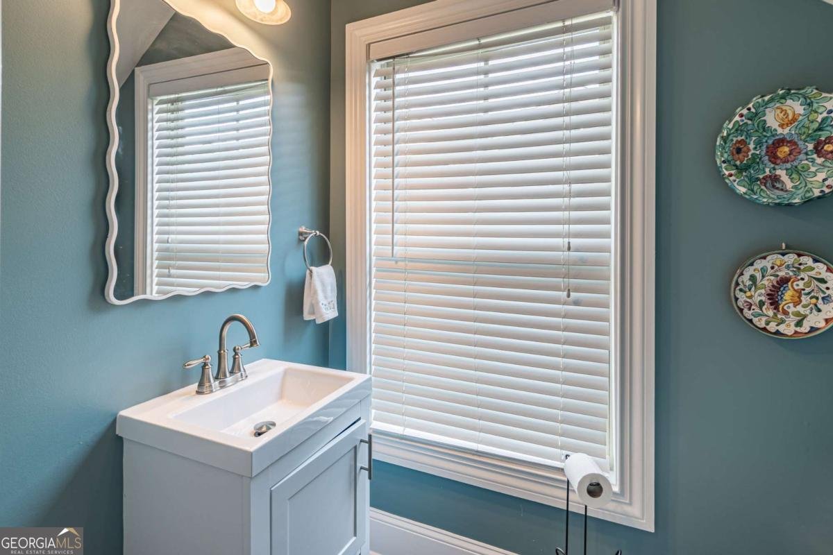 4166 Baverton Drive Suwanee - 21
