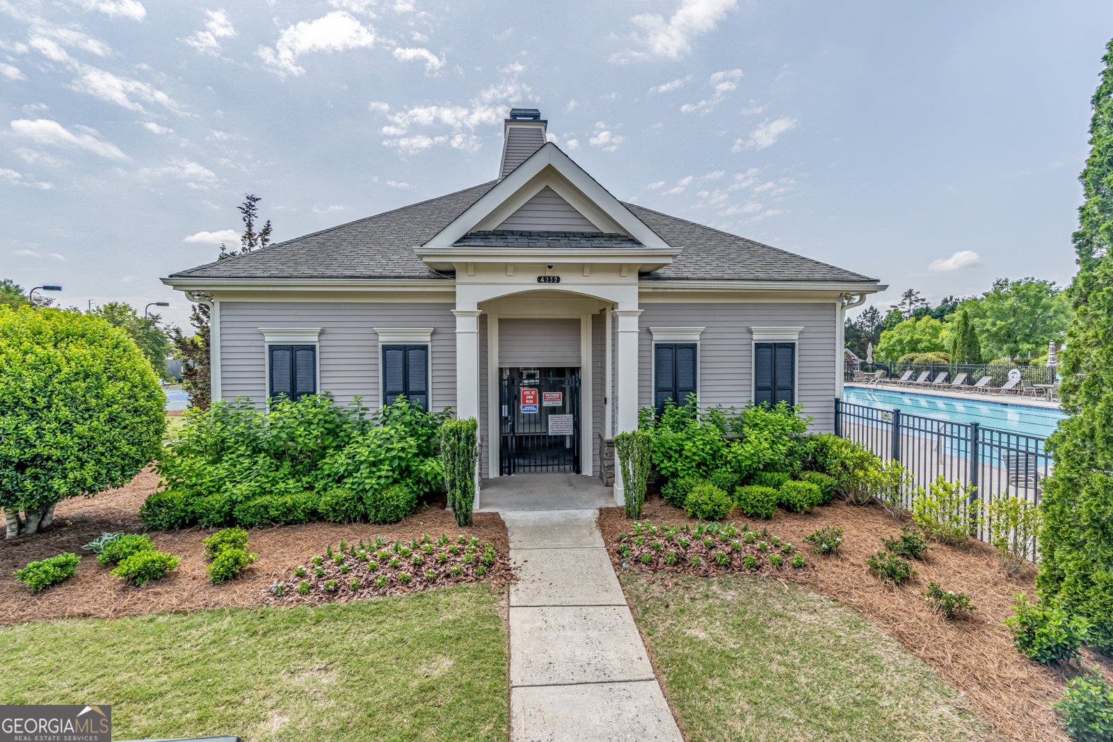 4166 Baverton Drive Suwanee - 3