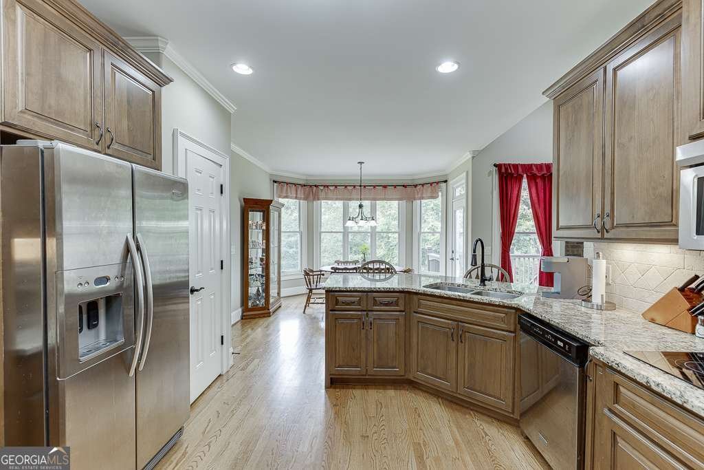 411 Meadow Lake Terrace Hoschton - 25