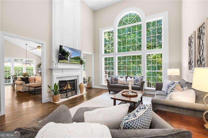 5105 Harbury Lane Suwanee - 2