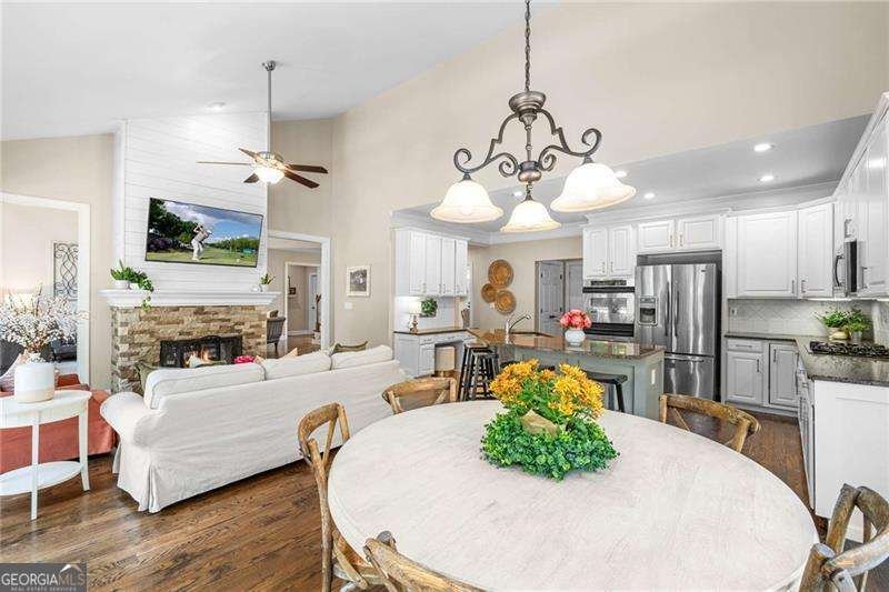 5105 Harbury Lane Suwanee - 3