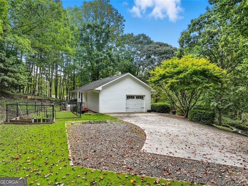 2903 Lynncliff Drive Gainesville - 1