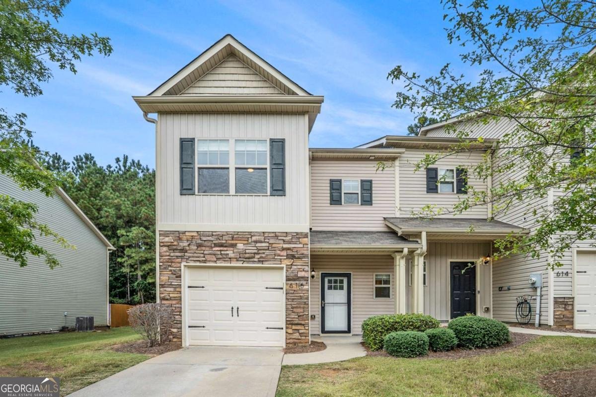 616 Oakside Place Acworth - 1