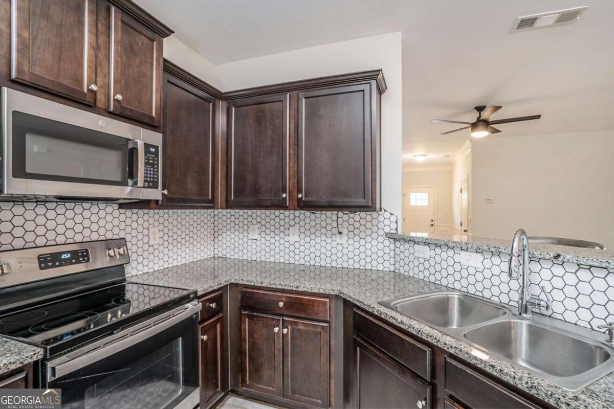 616 Oakside Place Acworth - 6