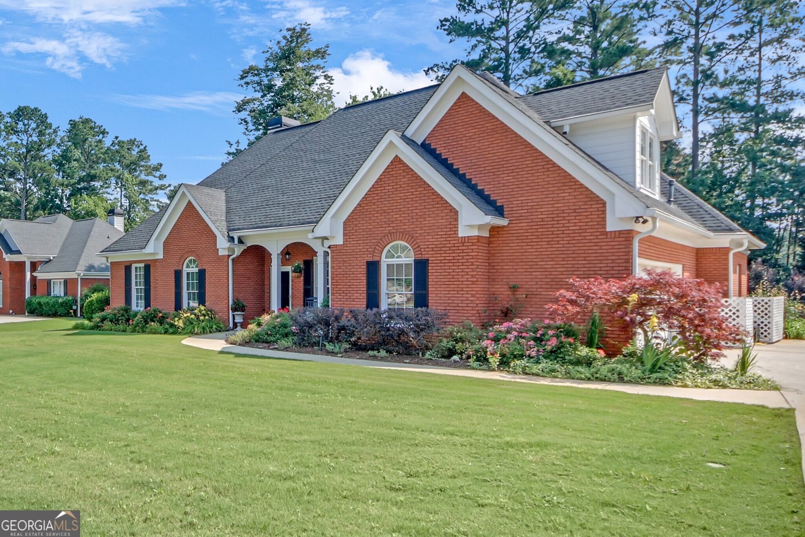 405 Mallory Circle Loganville - 1