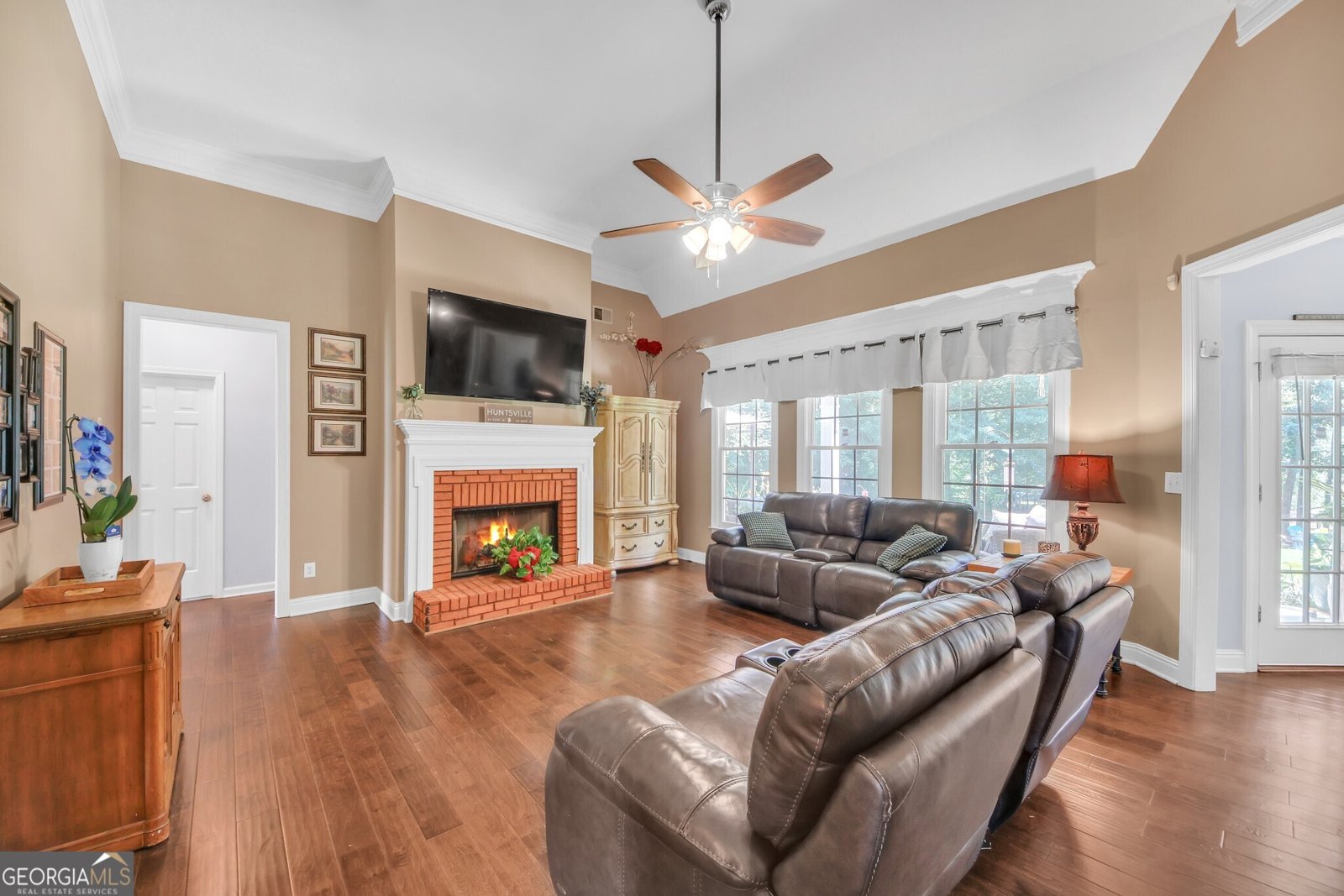405 Mallory Circle Loganville - 3