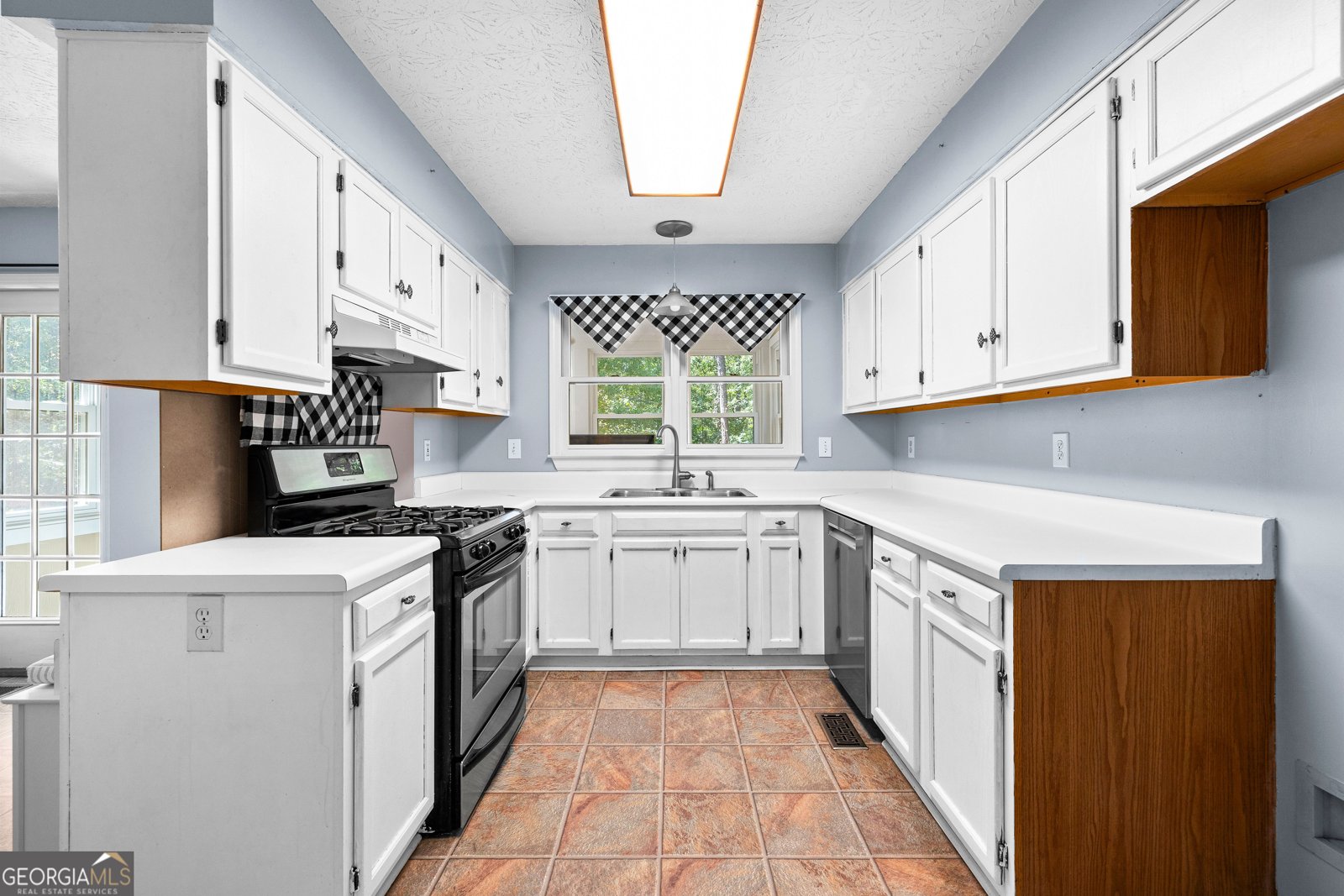 259 Strathmore Drive Sharpsburg - 10