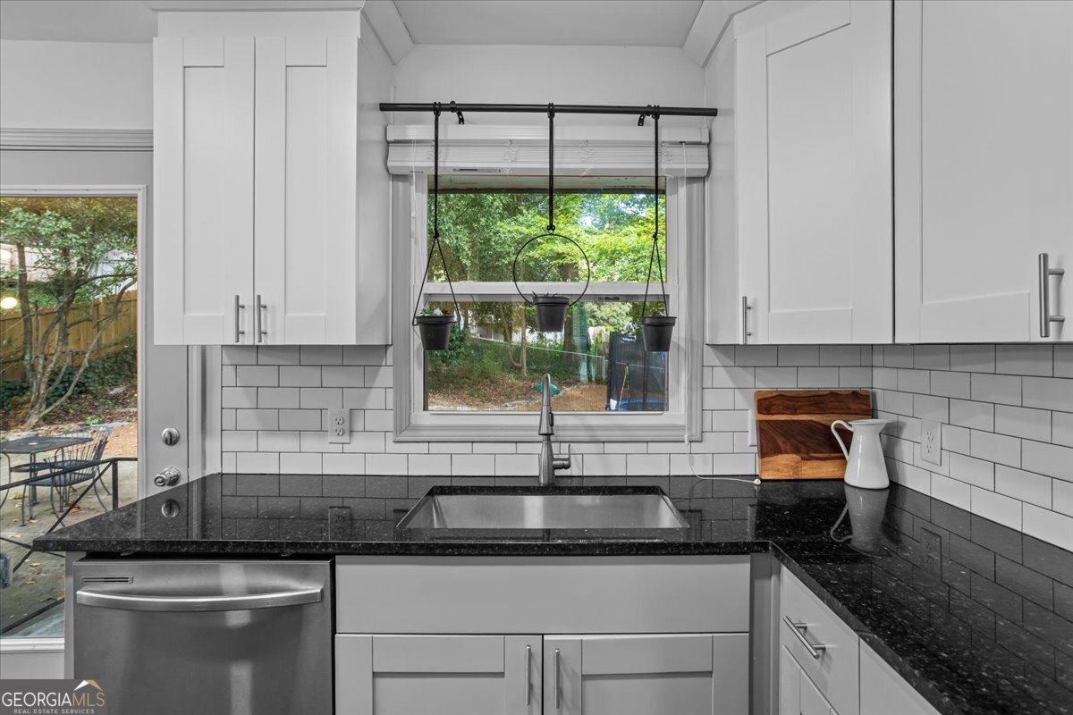 3068 Anthony Drive Decatur - 8