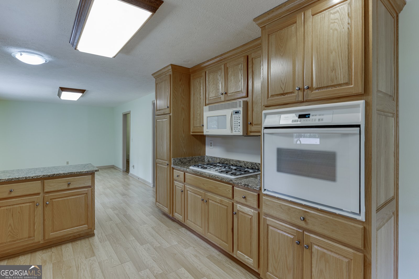 398 Lockridge Lane Lawrenceville - 14