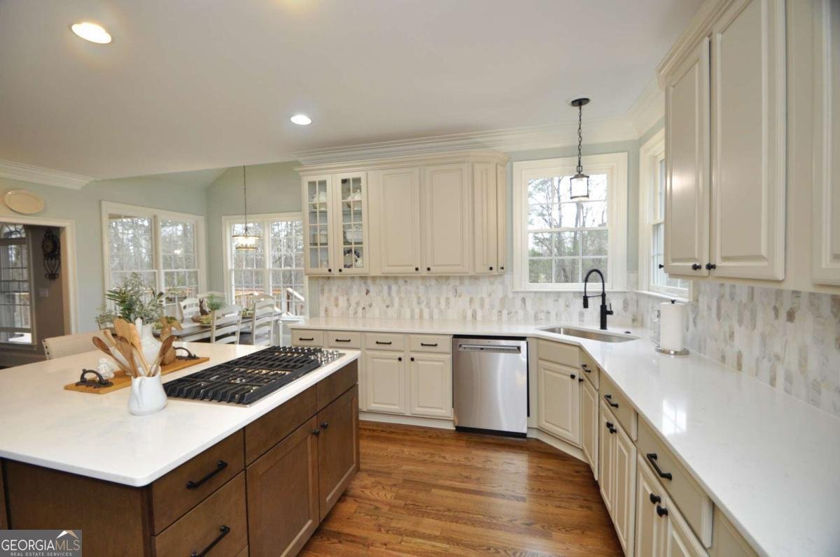1070 Lexington Court Bishop - 16