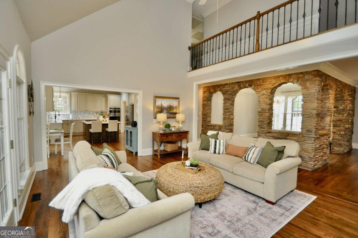 1070 Lexington Court Bishop - 21