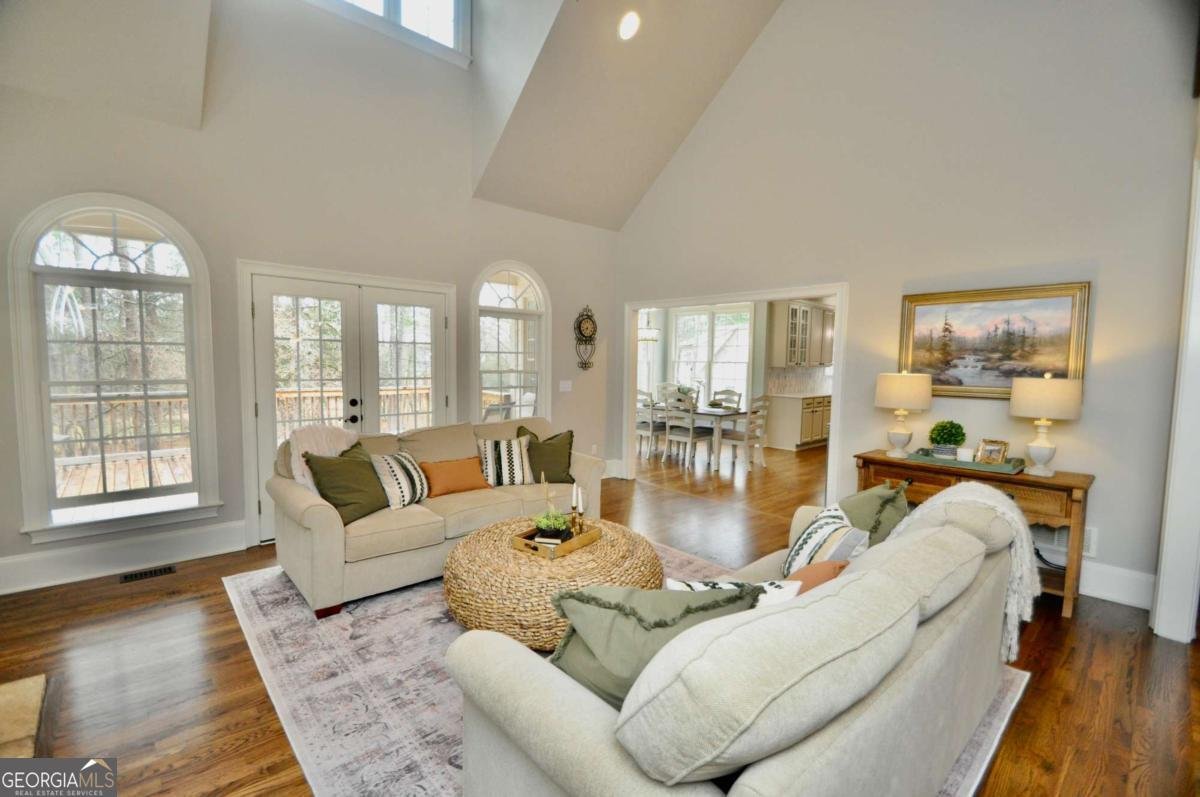 1070 Lexington Court Bishop - 23