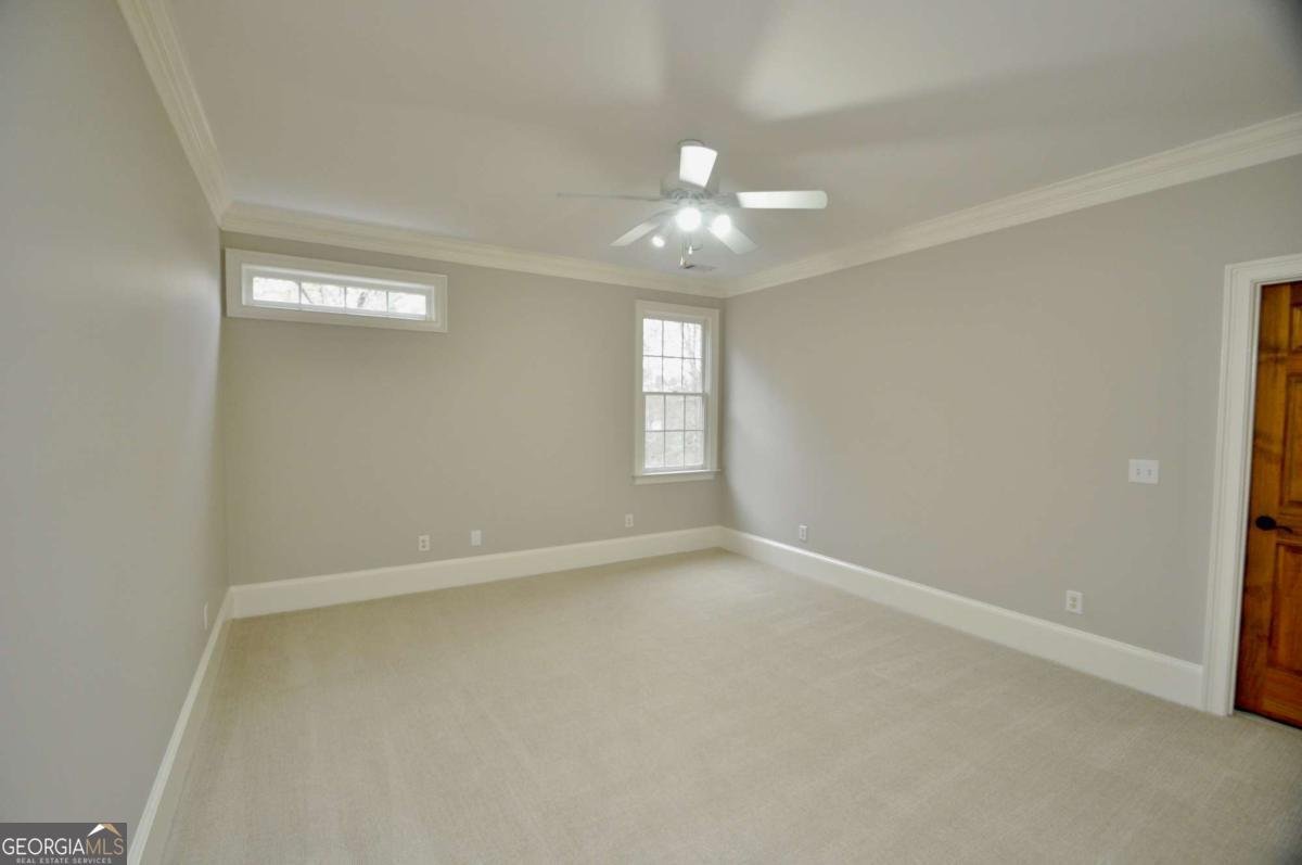 1070 Lexington Court Bishop - 47