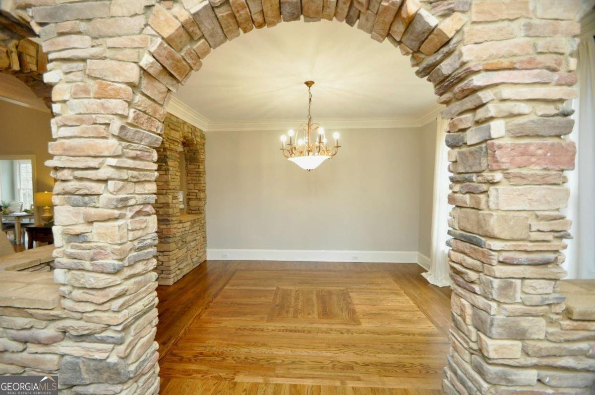 1070 Lexington Court Bishop - 7