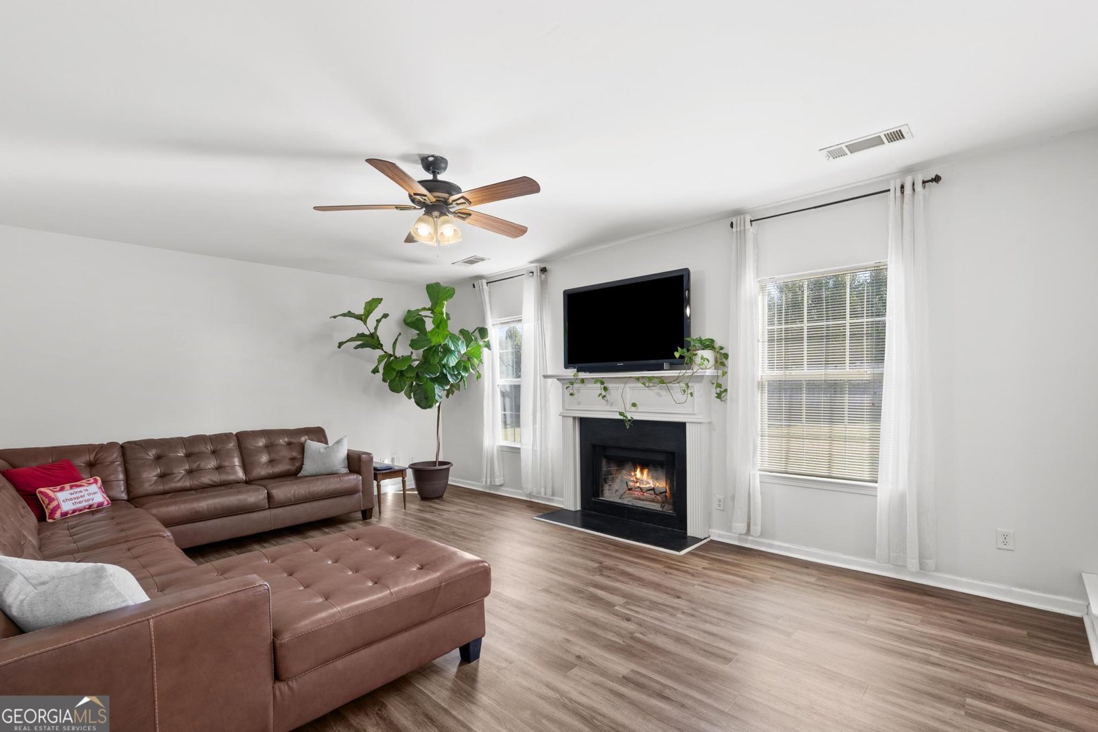 9559 Deer Crossing Lane Jonesboro - 23