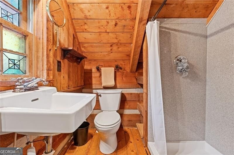 722 Yonah Mountain Road Cleveland - 45
