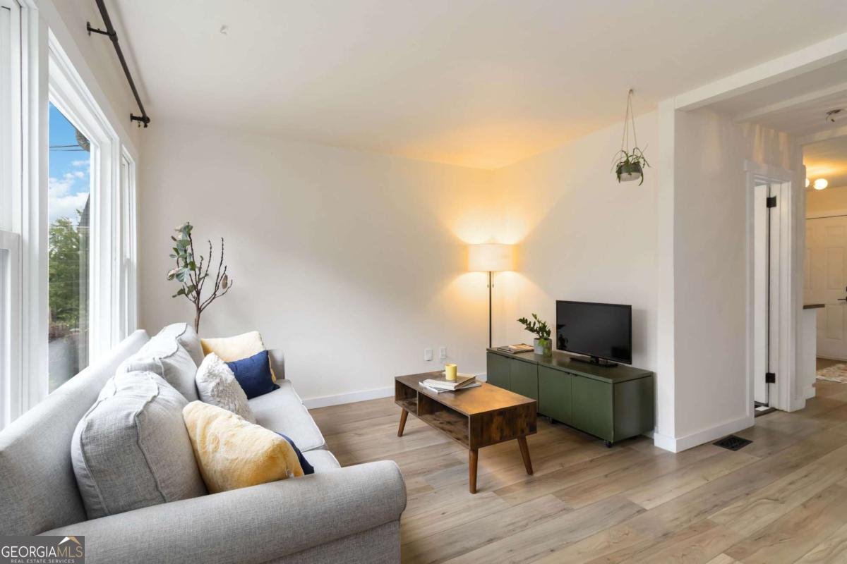 286 Booker Street Atlanta - 9