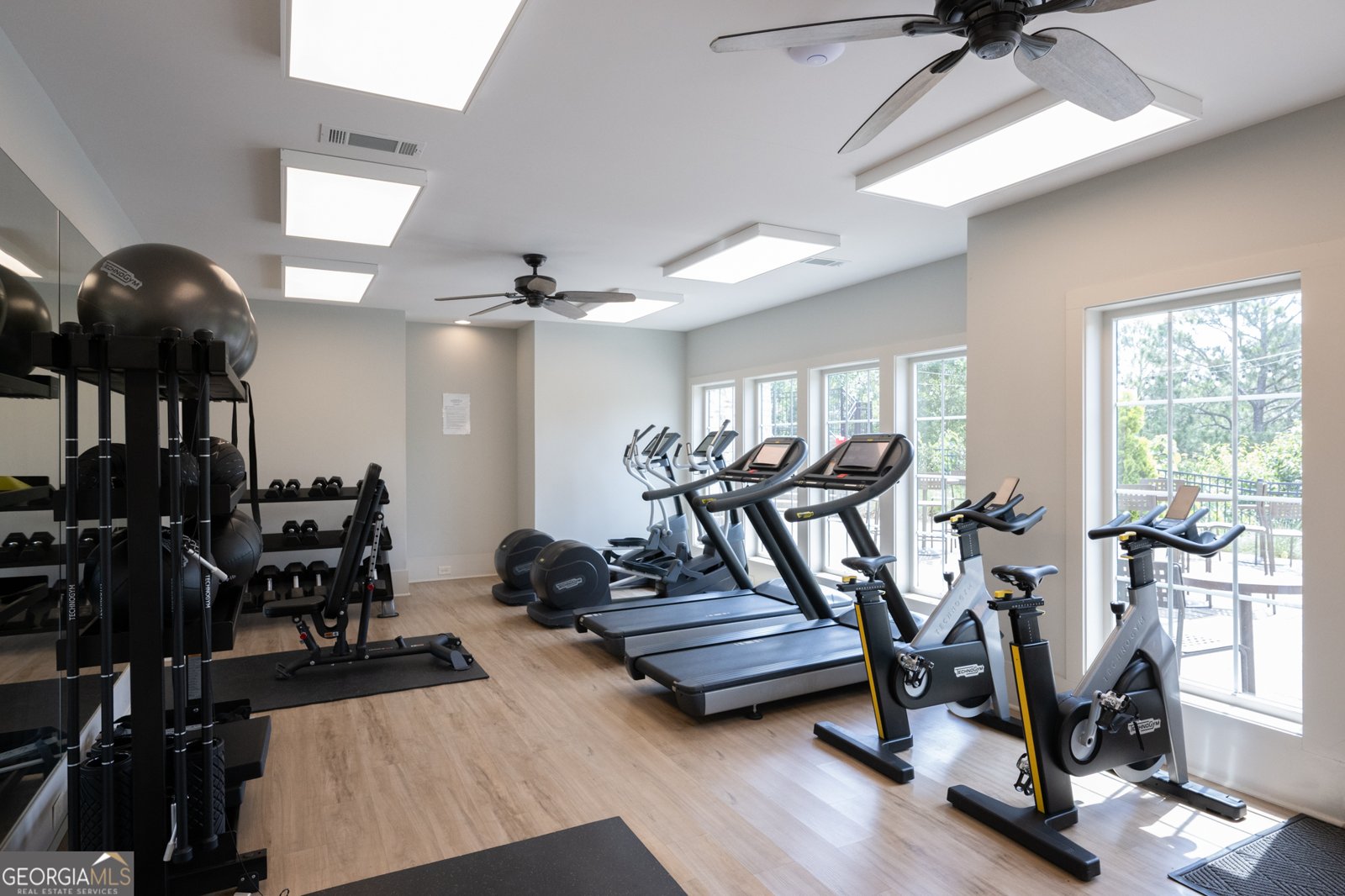 2447 Figaro Drive Atlanta - 27