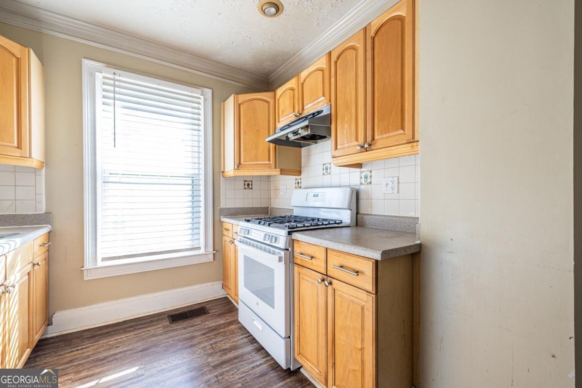 1039 Astor Avenue Atlanta - 3