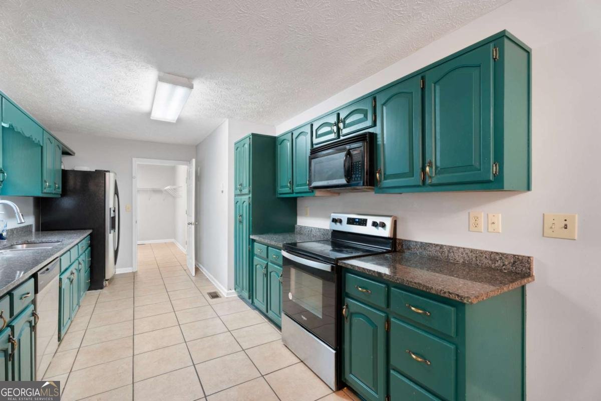 6854 John West Road Winston - 19