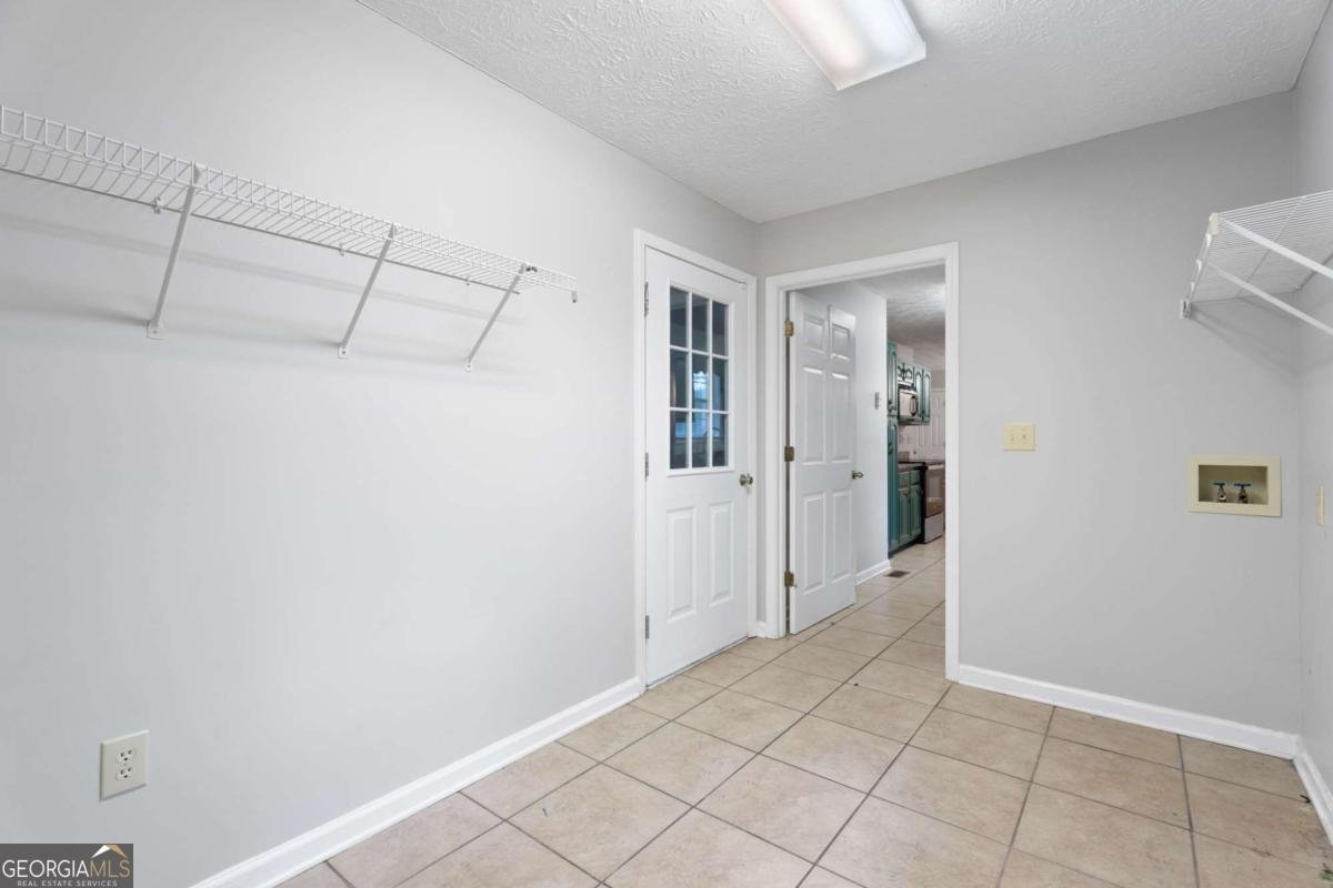 6854 John West Road Winston - 20