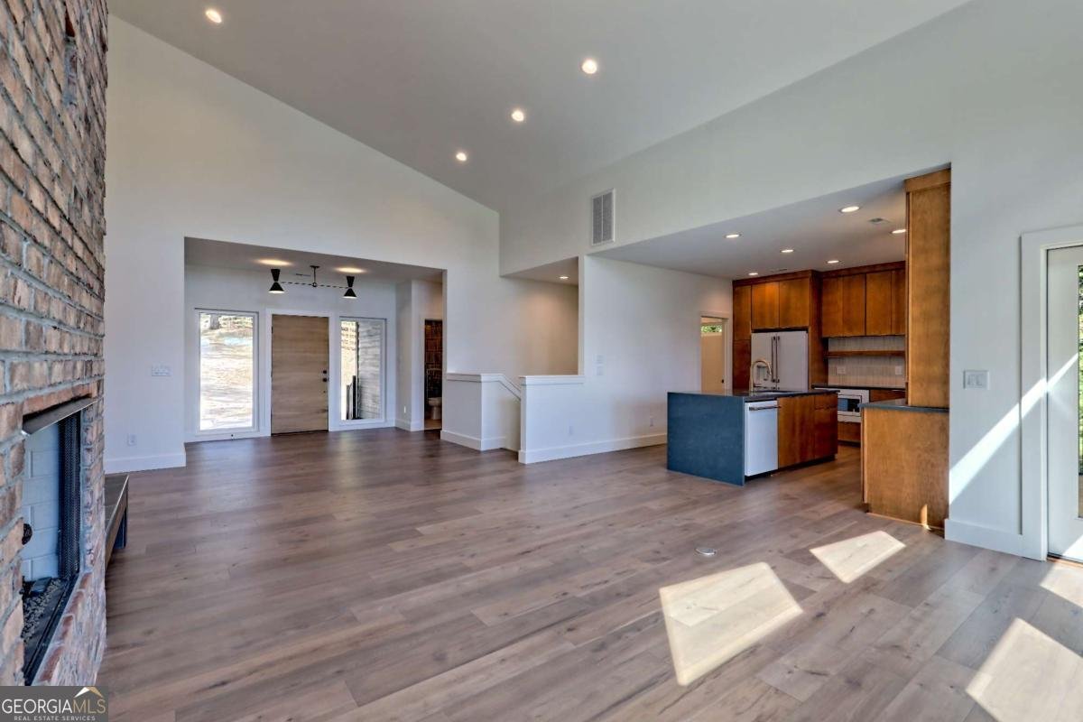 11 Falcon Drive Blairsville - 59