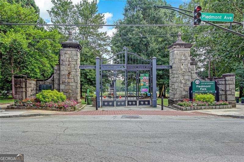 407 Linden Avenue Atlanta - 63