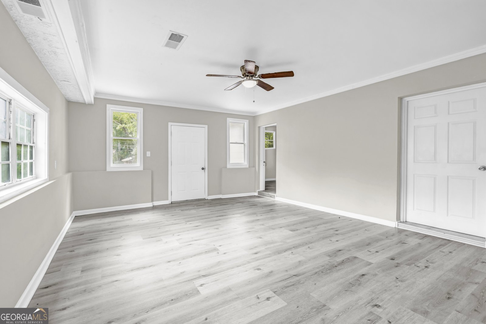305 18th Street Griffin - 26