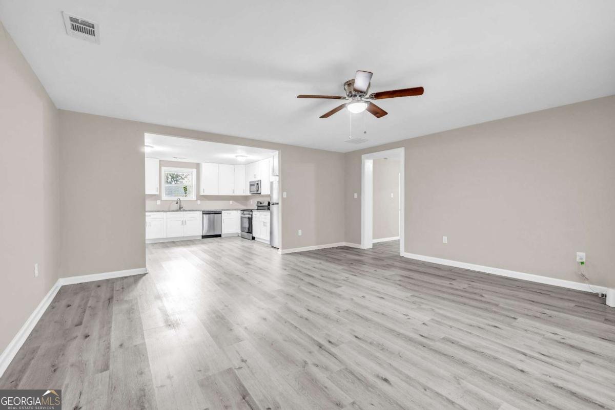 305 18th Street Griffin - 31