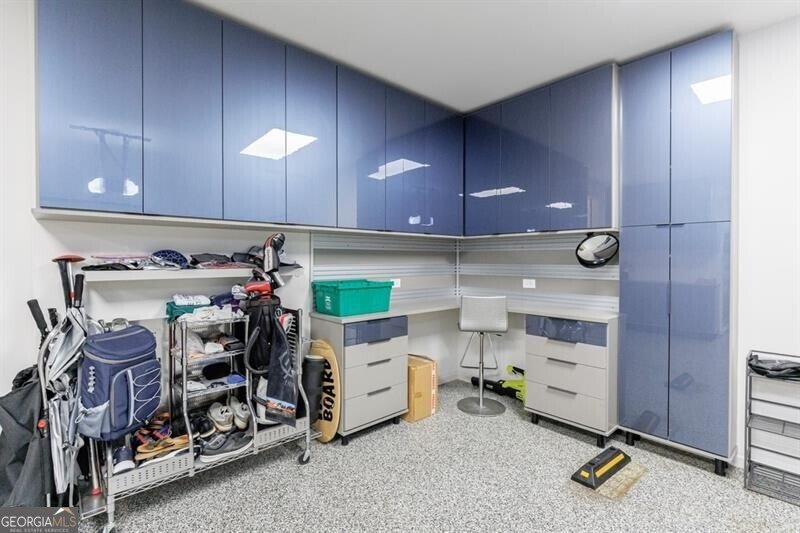 209 Dovecrest Drive Atlanta - 77