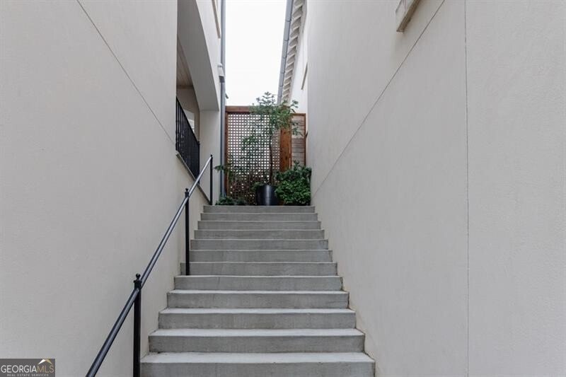 209 Dovecrest Drive Atlanta - 82