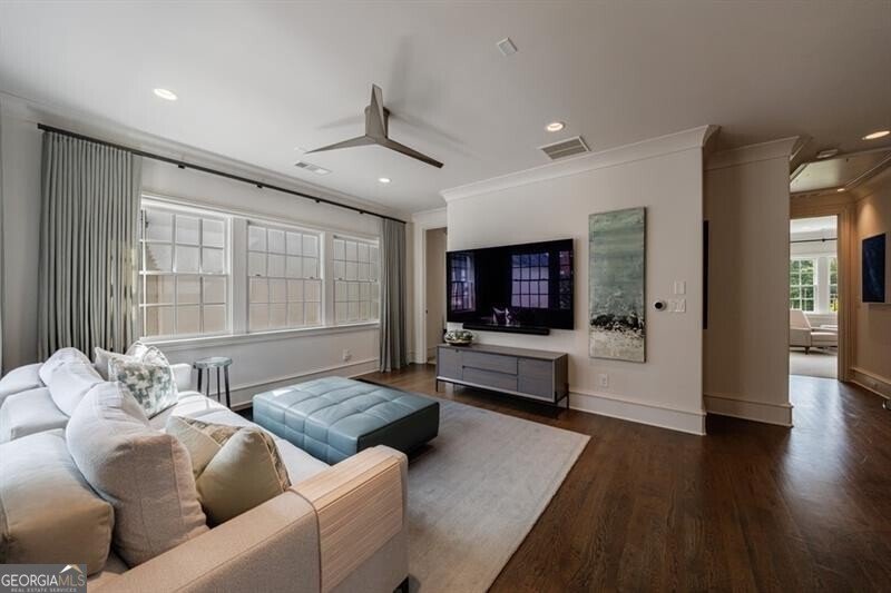 209 Dovecrest Drive Atlanta - 9