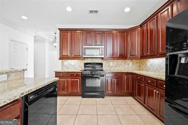 6705 Marlow Drive Cumming - 20