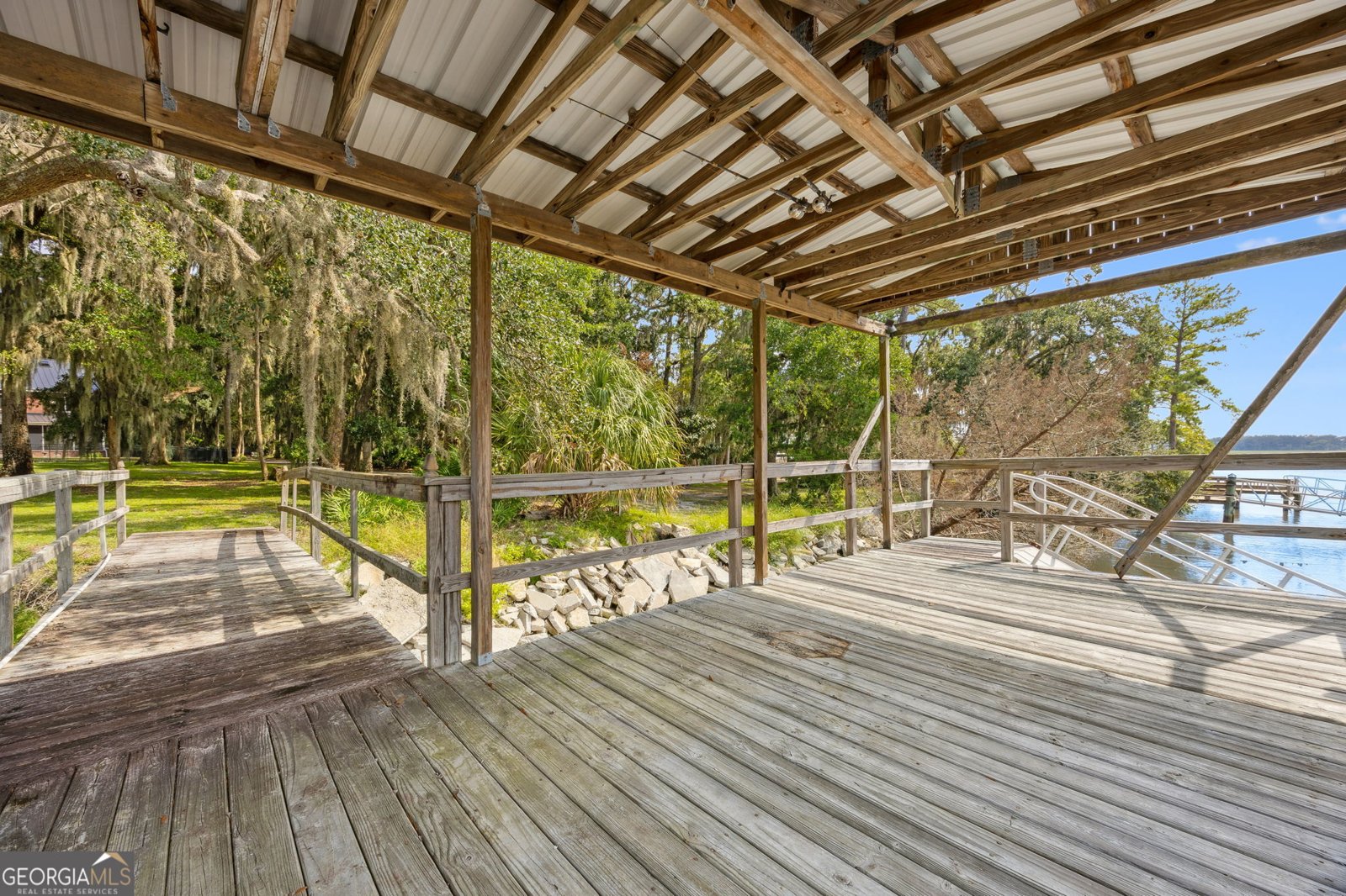 628 London Hill Road Woodbine - 60