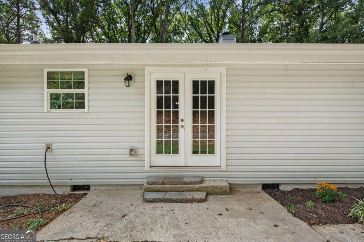 195 Hillside Drive Dallas - 27