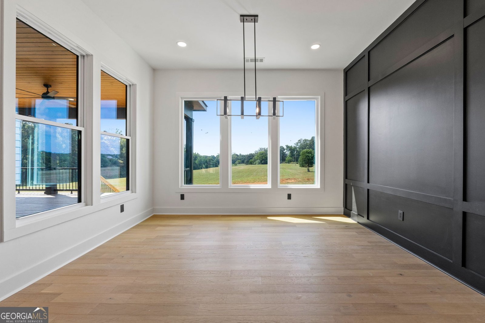 1073 W. Main Street Thomaston - 17