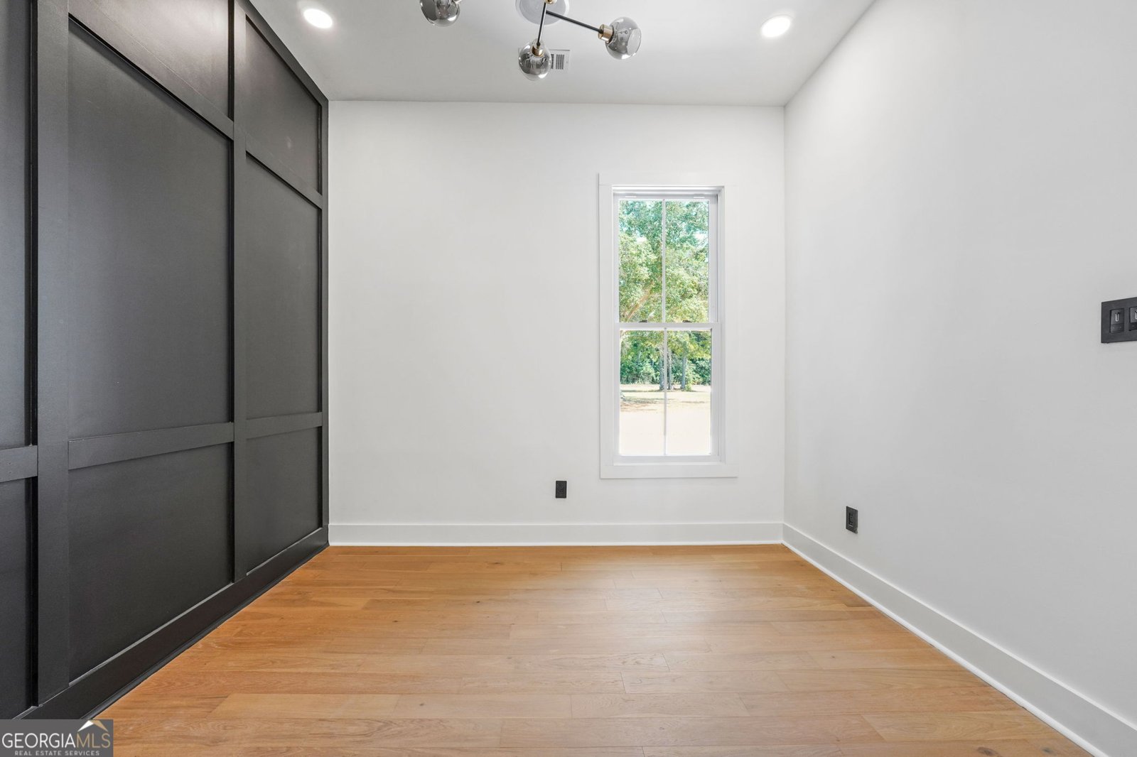 1073 W. Main Street Thomaston - 19