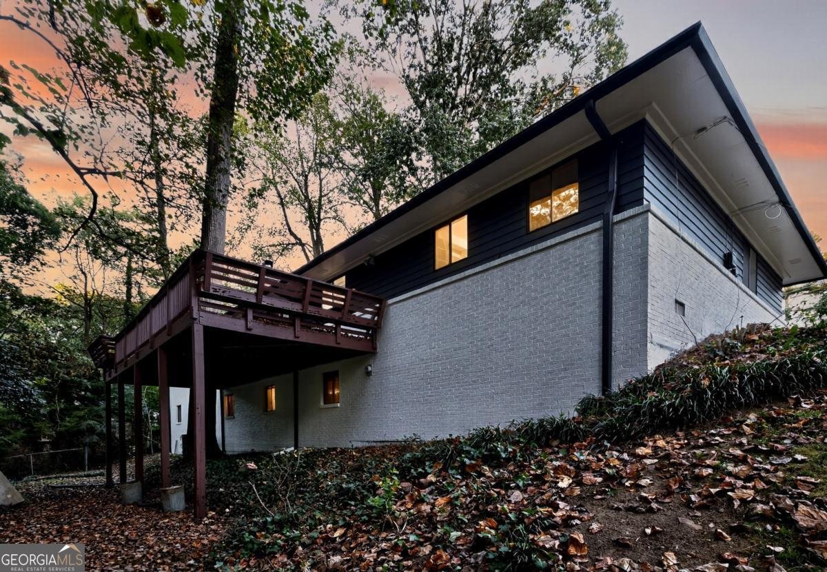 2636 Whiteleigh Court Atlanta - 28