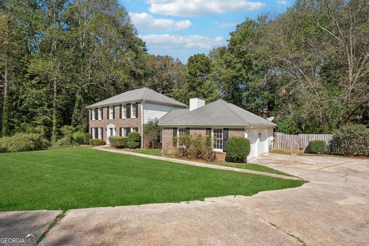 120 Birch Court Fayetteville - 1