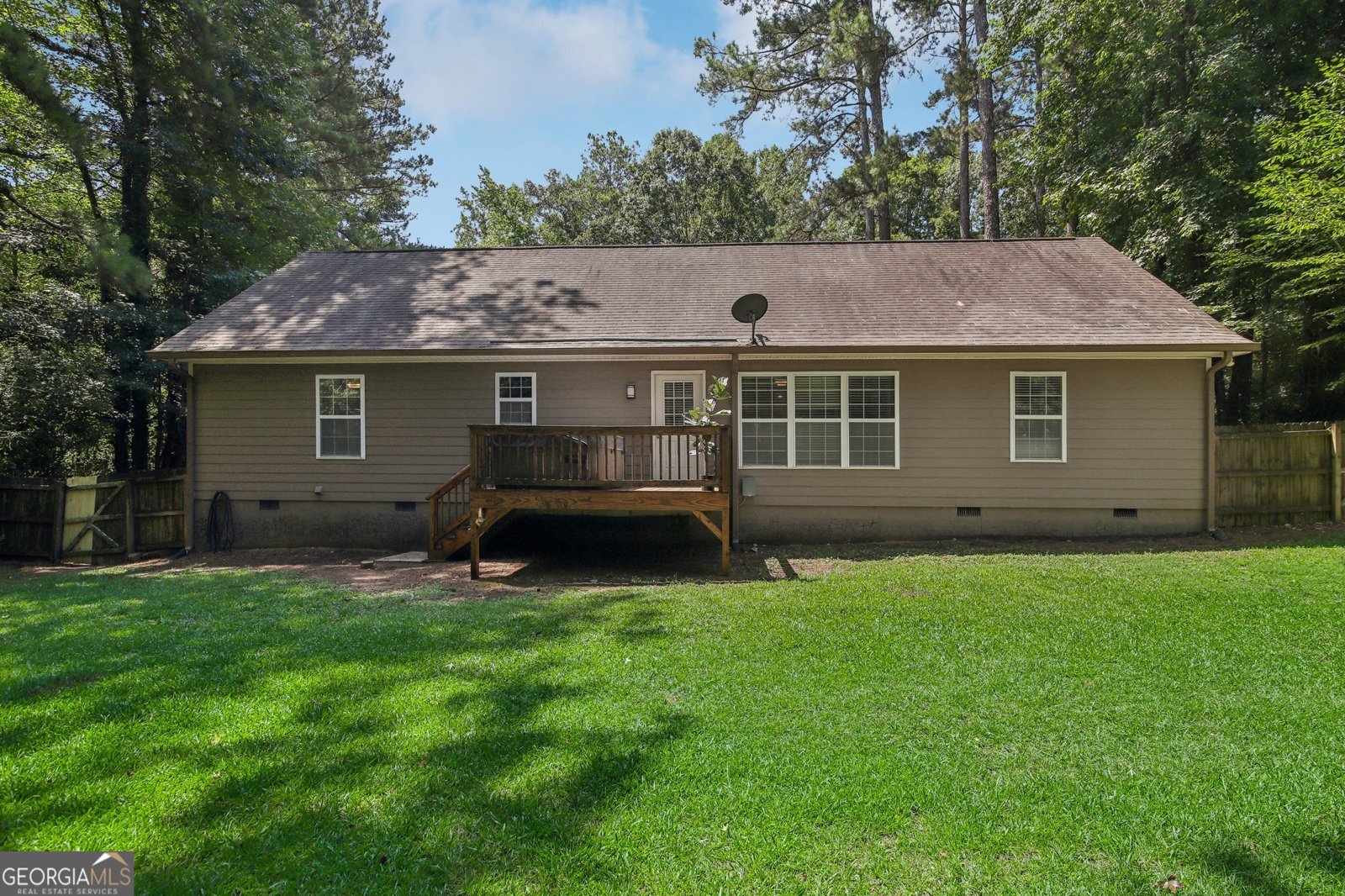2786 Whisper Trail Douglasville - 28