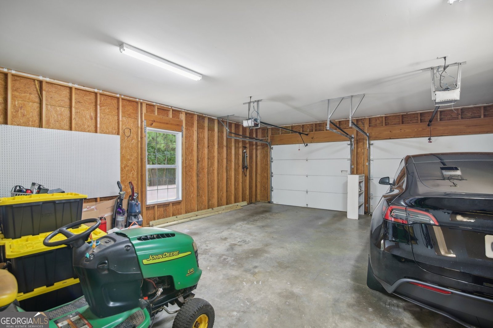 2786 Whisper Trail Douglasville - 33