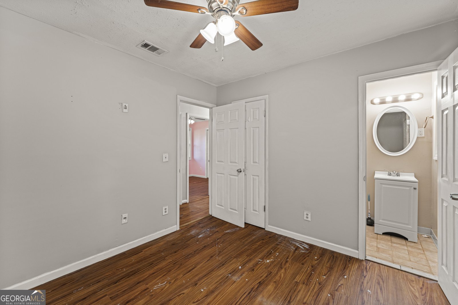 5422 Colony Drive Columbus - 20