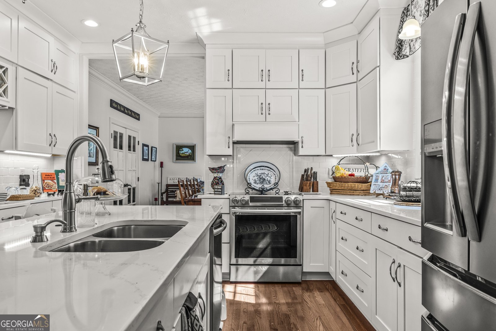 824 East Avenue Madison - 14