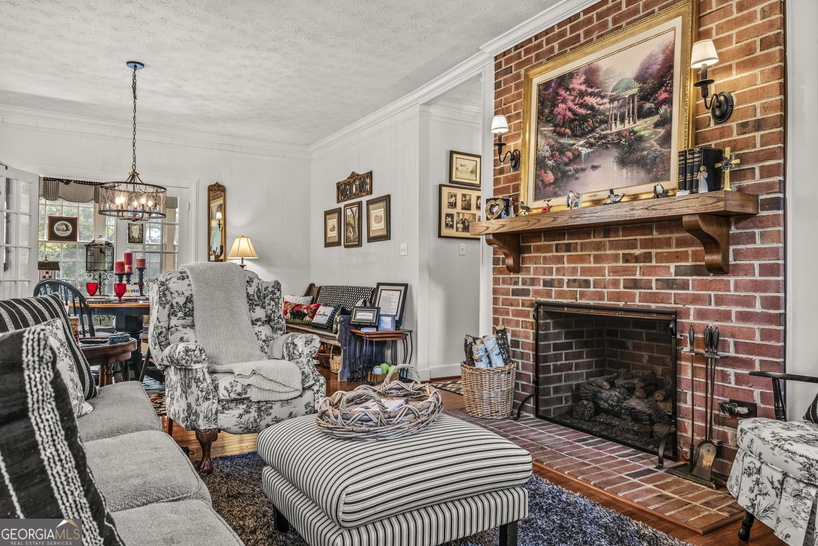 824 East Avenue Madison - 8