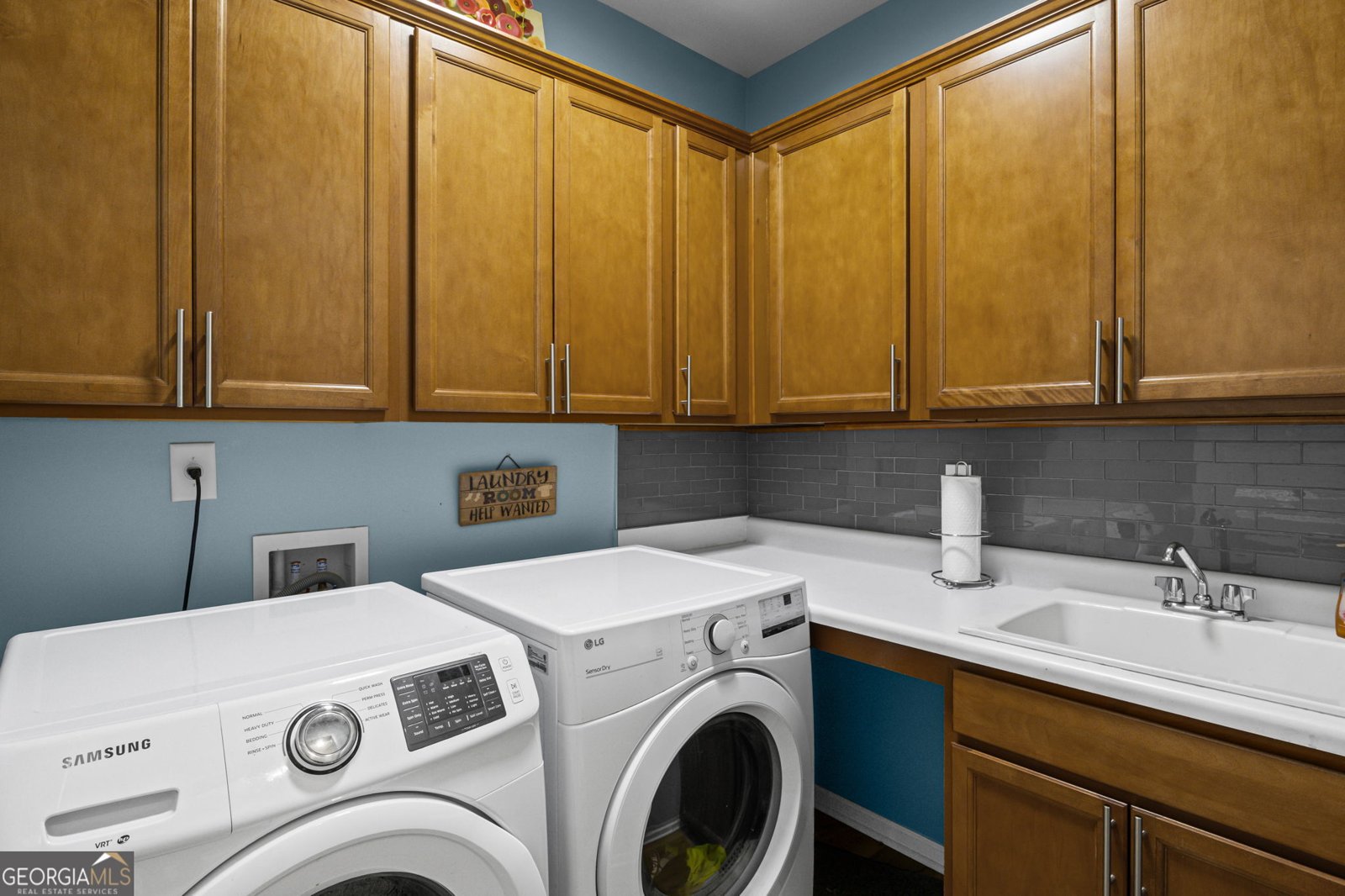 733 Firefly Court Griffin - 19