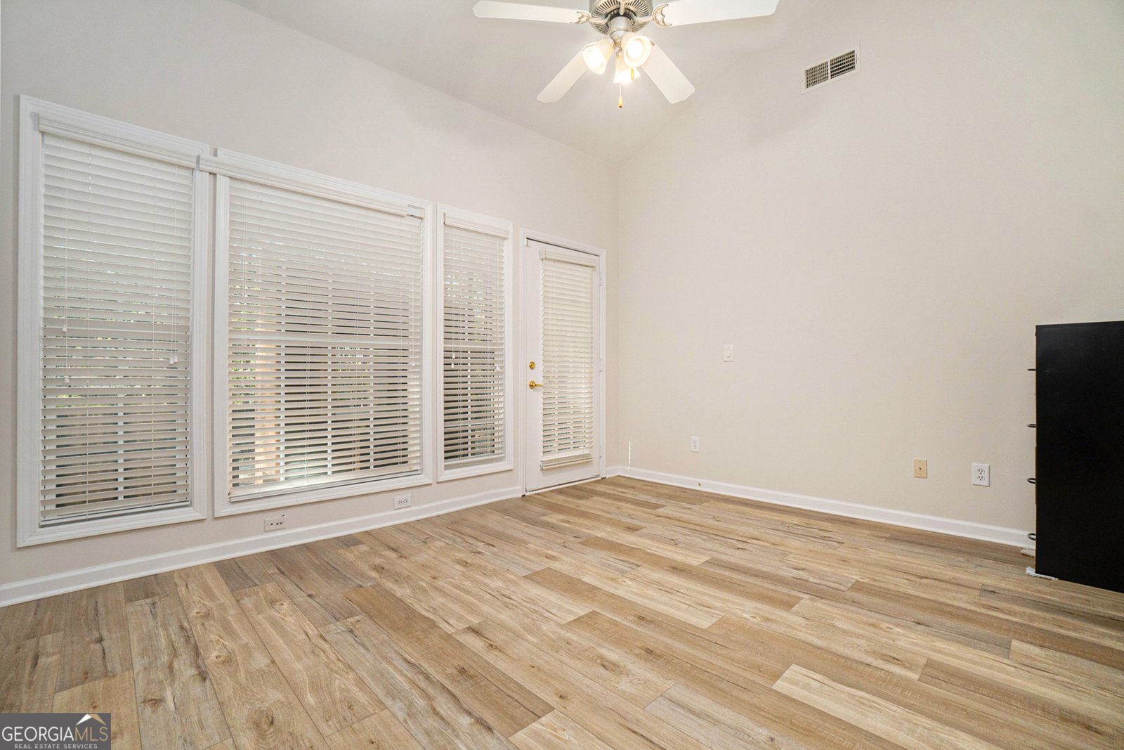 3233 ABBOTT Drive Powder Springs - Photo 23