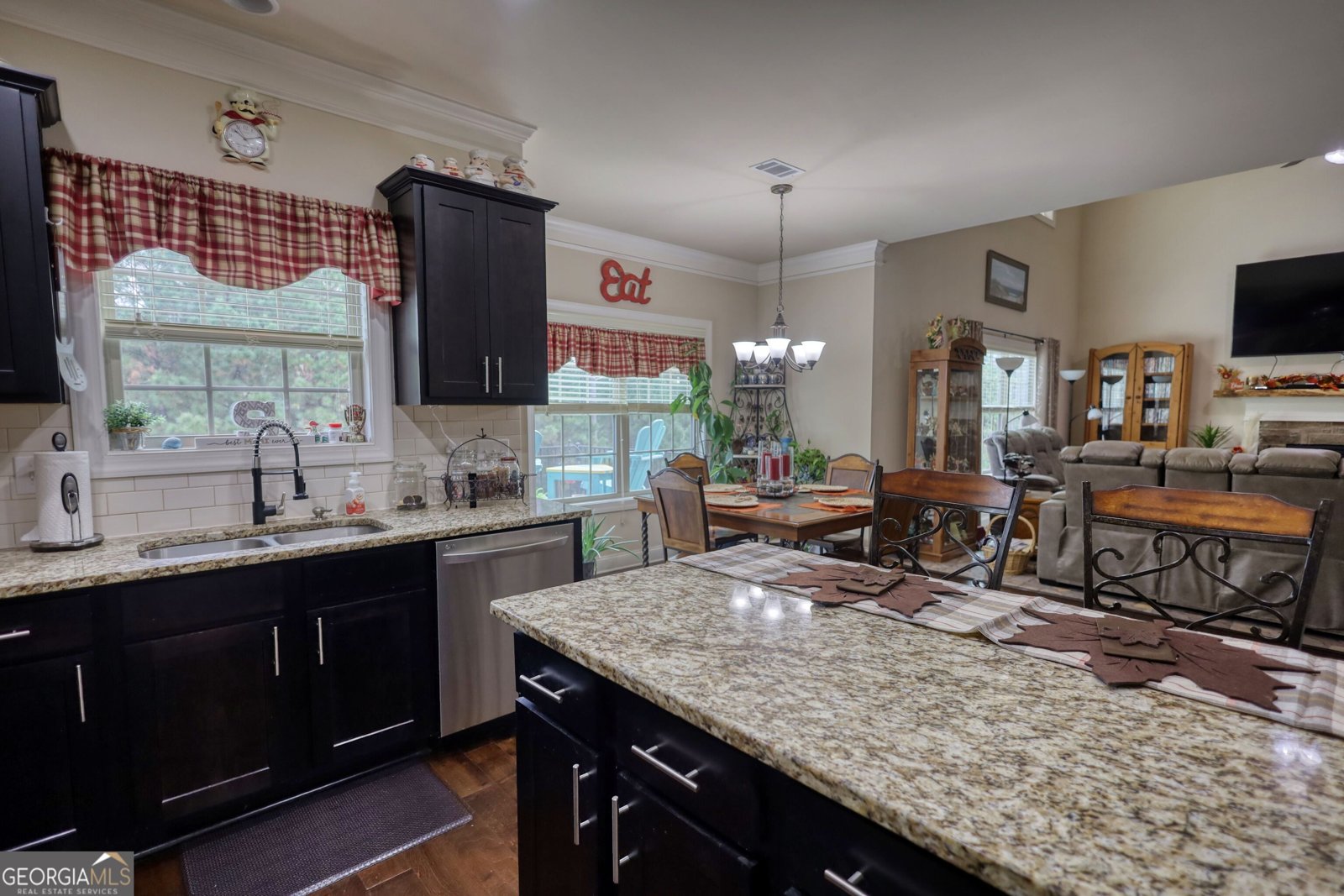 1393 Silver Thorne Court Loganville - 26