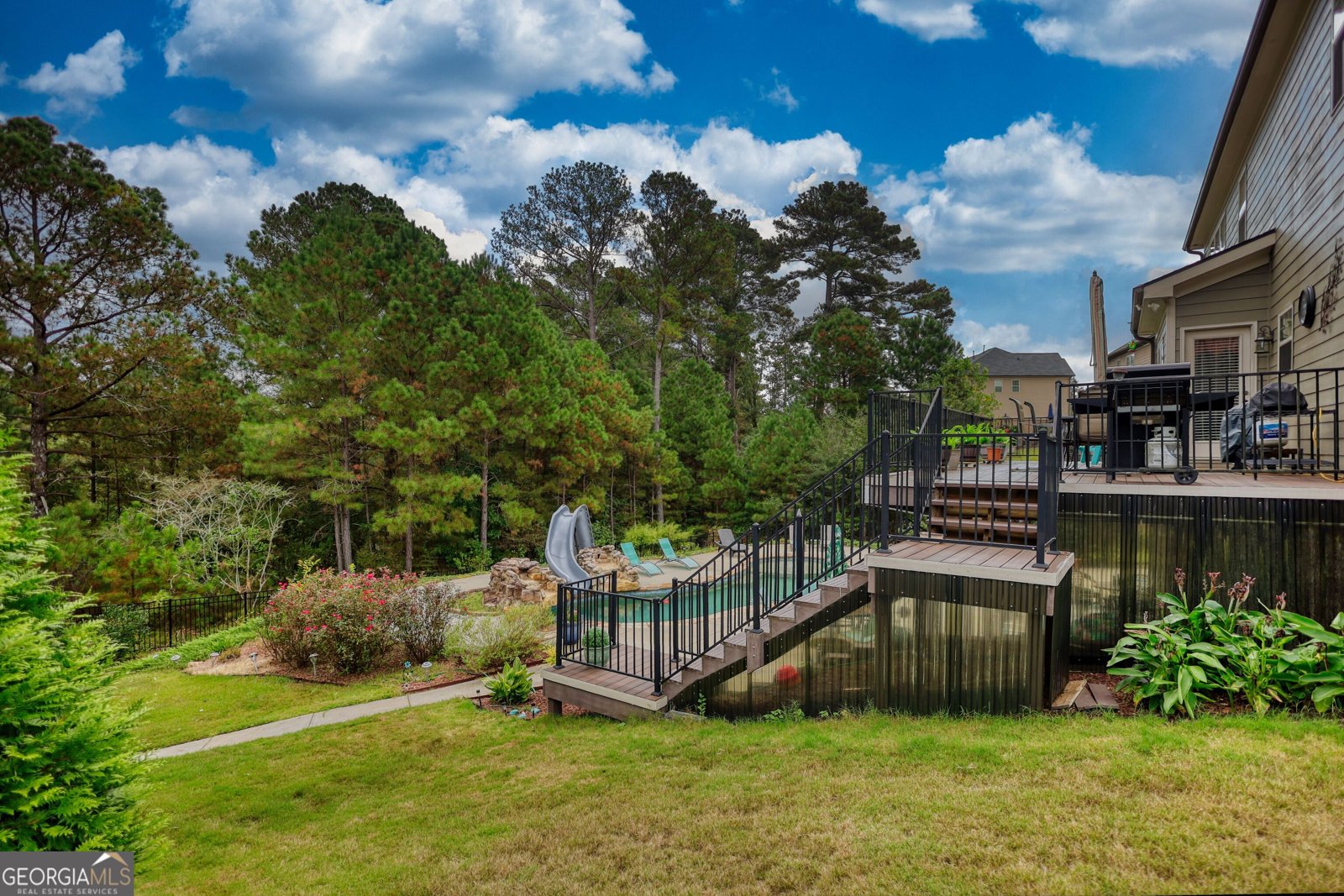 1393 Silver Thorne Court Loganville - 77