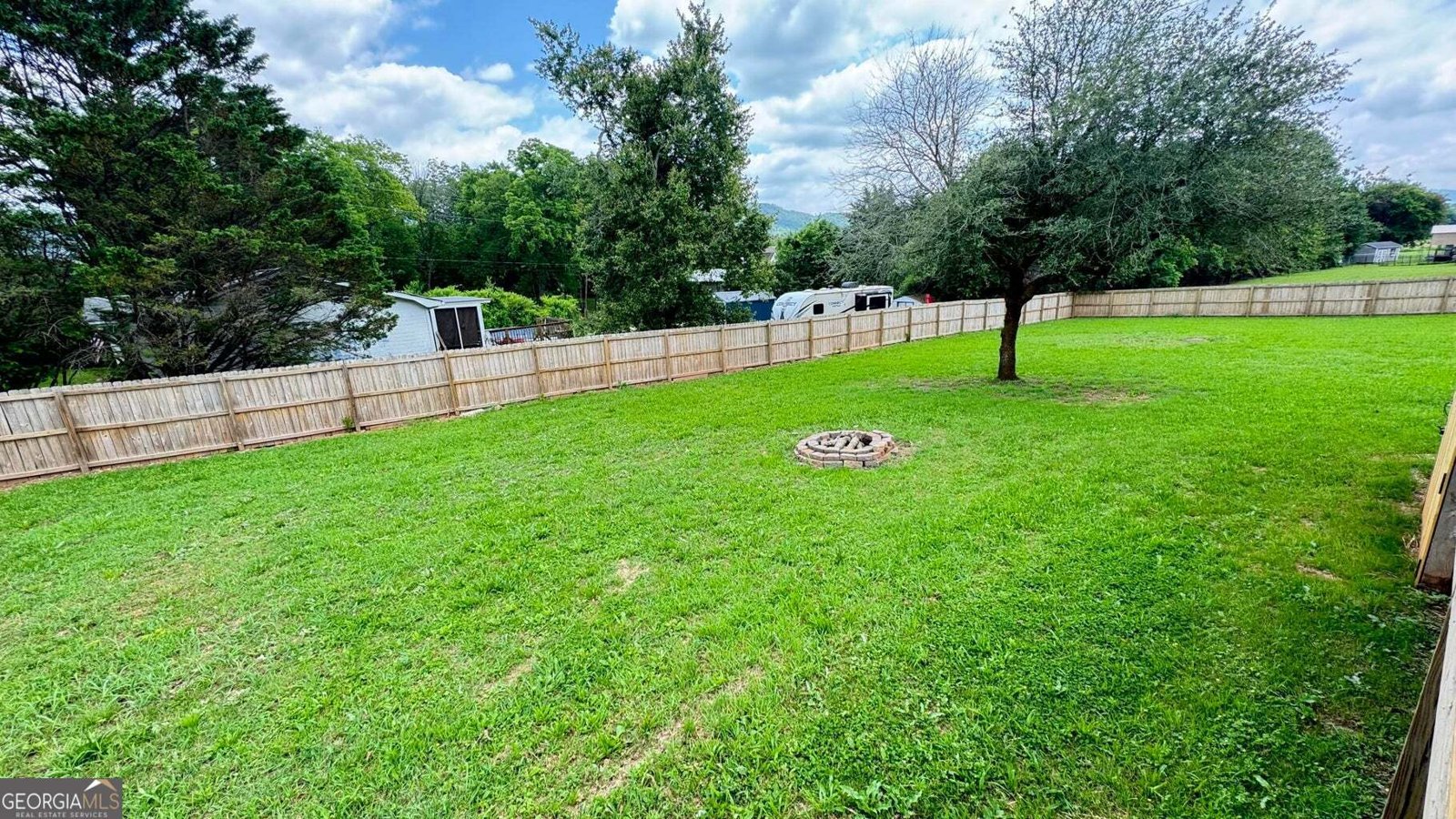 19 Laura Lane Ringgold - 45