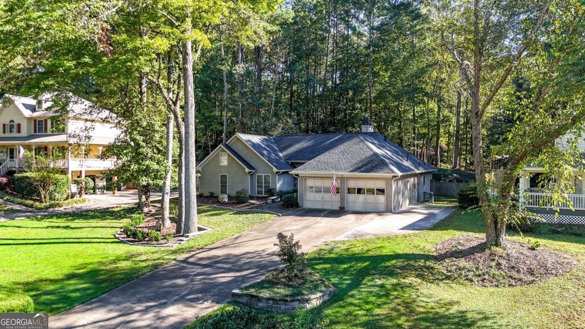 767 Edgewater Lane Kennesaw - 1